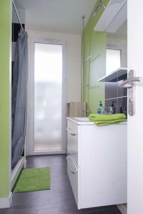 Appartement 2 Chambres - Parking Prive แรนส์ ภายนอก รูปภาพ